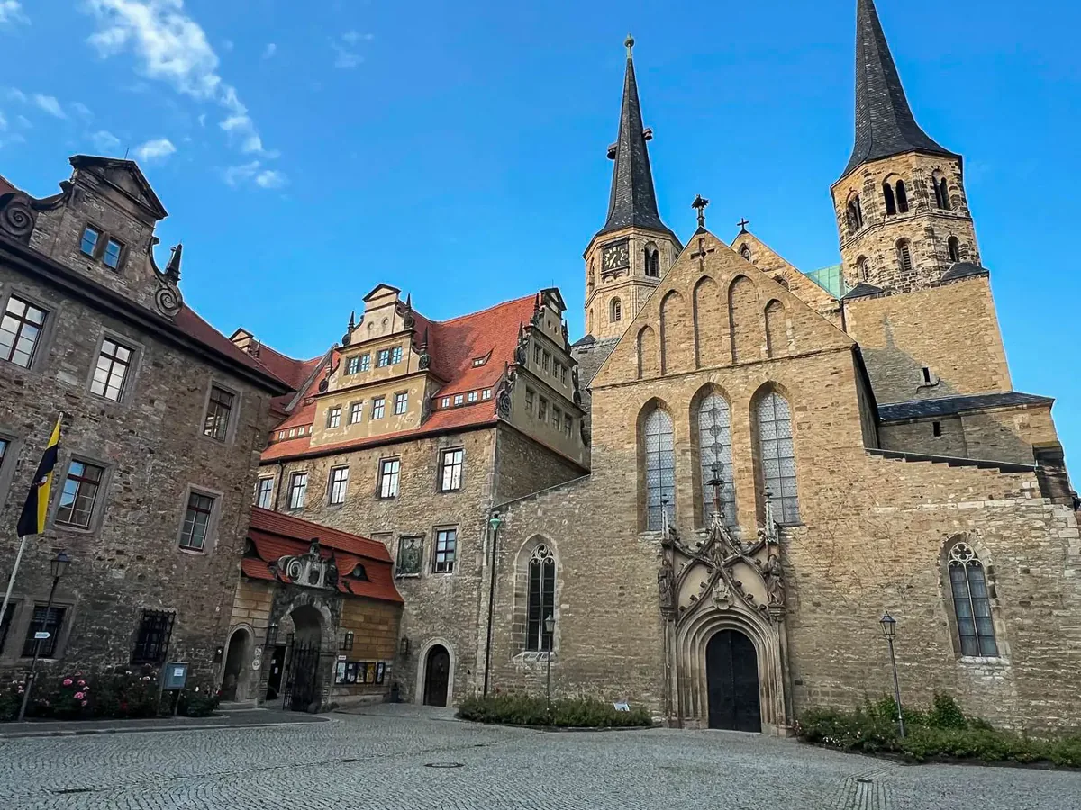 Catedral y castillo de Merseburgo en el centro de la ciudad
